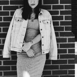 Midi body-con type dress